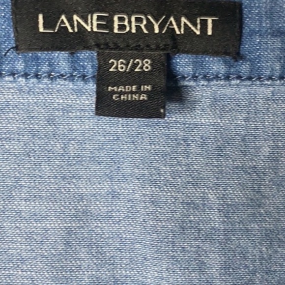 Lane Bryant Chambray popover Jean peplum top
V-neck Size 26/28 - Picture 6 of 7